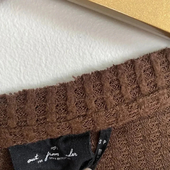 Out From Under Urban Outfitters Oversized Thermal Button Top - Picture 7 of 12